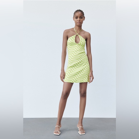 ZARA -Satin effect print dress - Picture 1 of 3